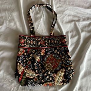 VERA BRADLEY TOTE